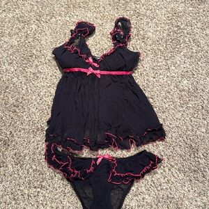 Baby doll VS outfit 34 B/ Sm/med bottoms